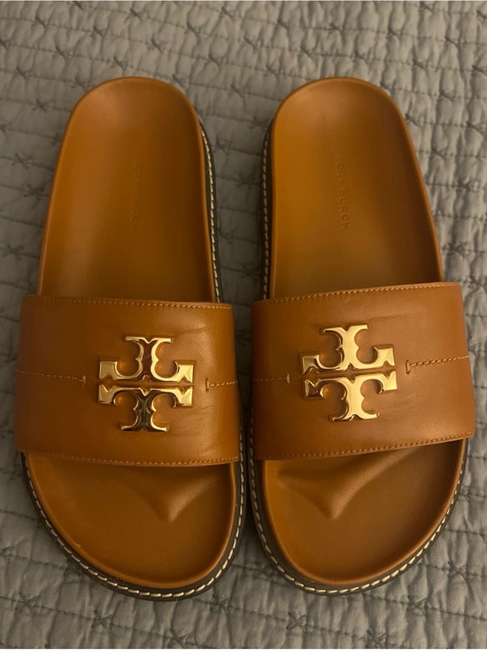 Tory Burch Shoes - Tory Burch Anatomic Lug sandal